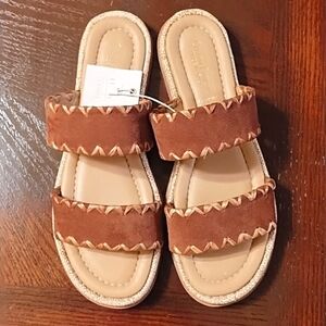 CRISTINA FRANCINE WOMEN SANDALS, NEW. NO BOX.